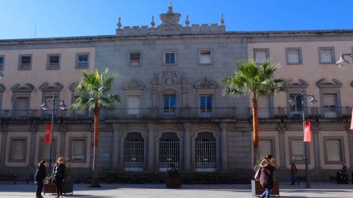 Antoguo edificio de Hacienda en Huelva.