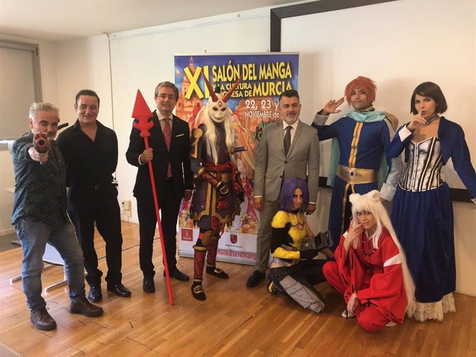 Imágenes de la presentación del XI Salón del Manga de Murcia.