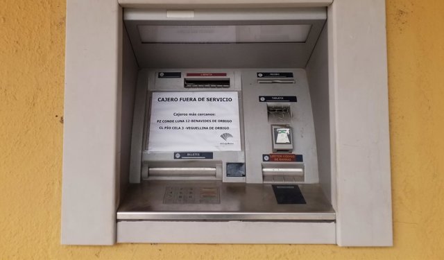 El cajero de la localidad leonesa de Hospital de Órbigo que ha sido cerrado.