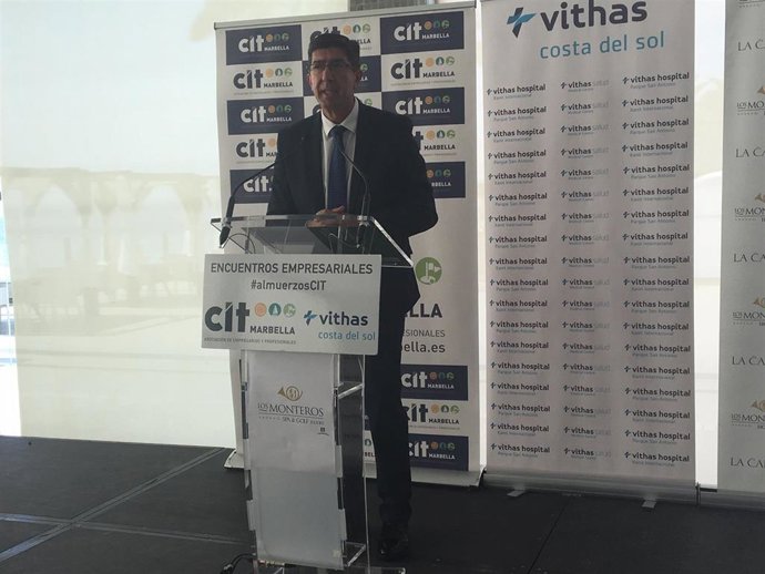 Juan Marín, vicepresidente de la Junta de Andalucía y consejero de Turismo en un encuentro con empresarios en CIT Marbella