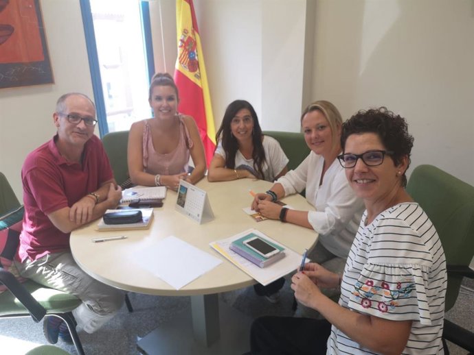 Reunión del proyecto Pamex de atención a menores expulsados en los centros educativos de Rincón de la Victoria