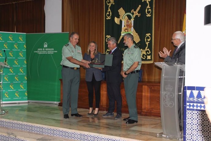 El delegado del Gobierno de Andalucía, Lucrecio Fernández, en un acto de homenaje a la Guardia Civil