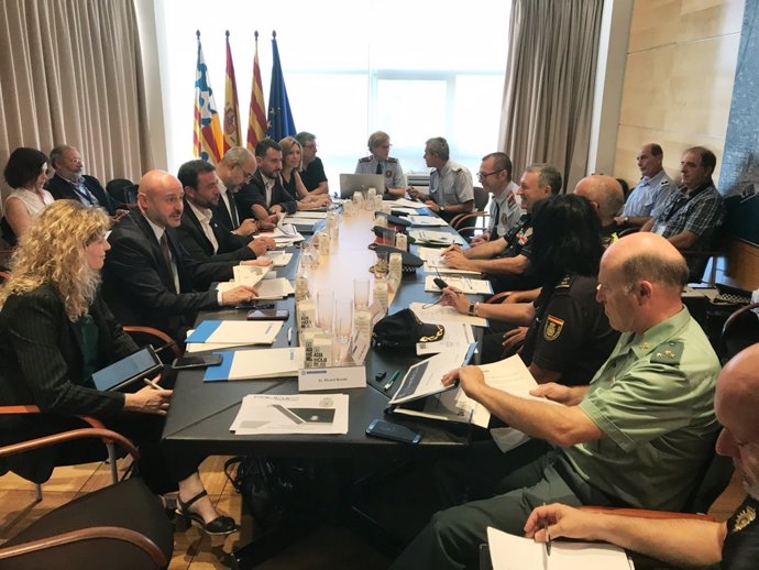 Reunión de la Junta Local de Badalona (Barcelona).