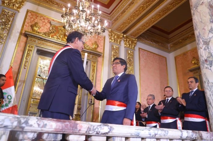 Perú.- Vicente Zeballos jura el cargo como nuevo primer ministro de Perú tras la