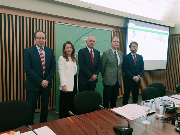 Inauguración de los cursos de verano en su sede de La Cartuja en Sevilla