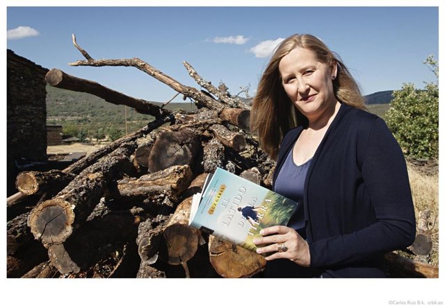 Luz Gabás, autora de 'El latido de la tierra'