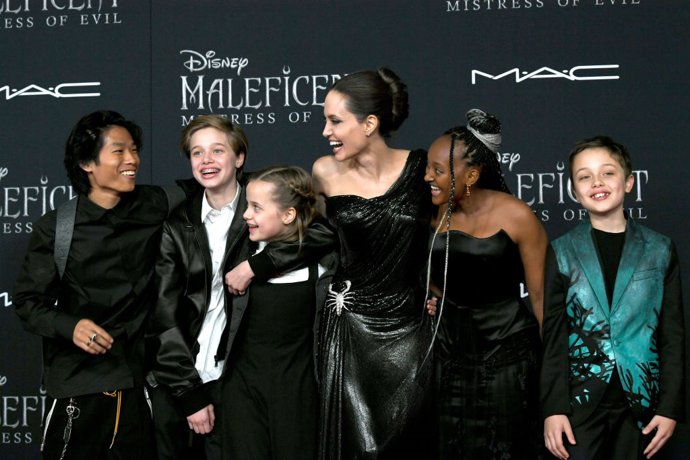 World Premiere Of Disney's Maleficent: Mistress Of Evil" - Red Carpet