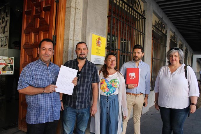 IU eleva a Defensor de Pueblo la eliminación de mandatos presidenciales en C-LM para que determine su constitucionalidad