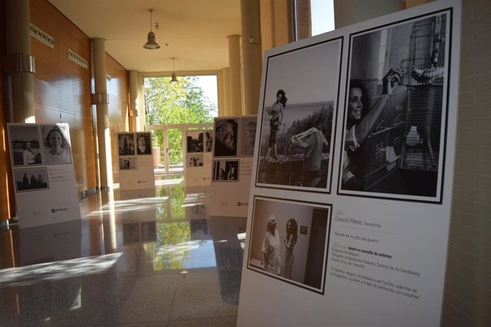 Imagen de recurso de la exposición 'Héroes y heroínas' en el Hospital de Alcalá.