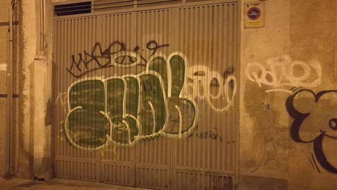 Pintadas de los jóvenes identificados y denunciados en Salamanca