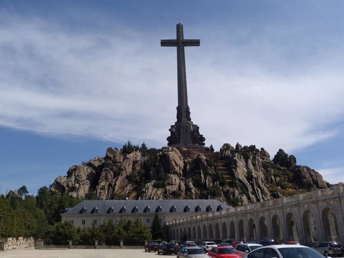 Cruz del Valle de los Caídos, en cuya basílica está enterrado el dictador Francisco Franco.