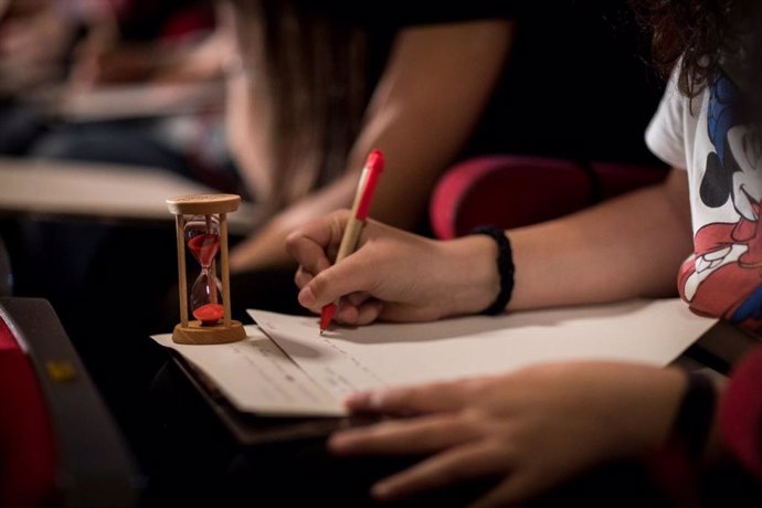 Comienza la 60 edición del Concurso de Relato Corto de Coca-Cola para estudiant
