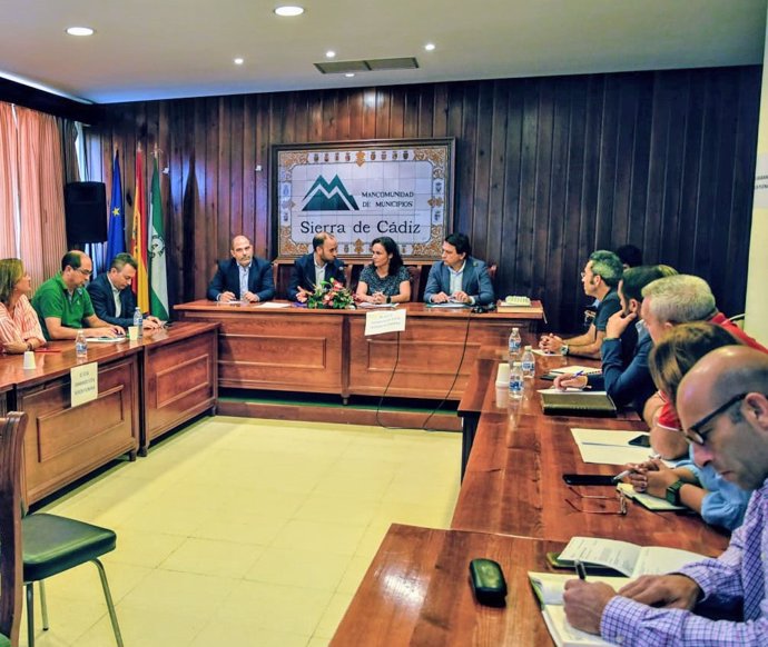 Reunión Junta y Ayuntamiento de la Sierra por la economía circular