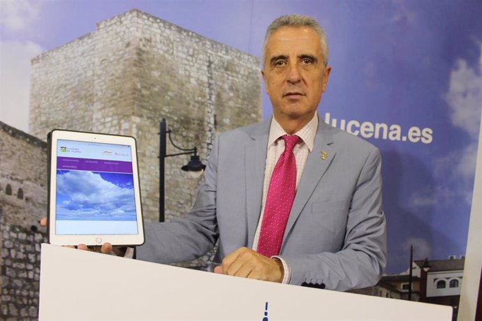 El presidente de Caminos de Pasión y alcalde de Lucena (Córdoba), Juan Pérez