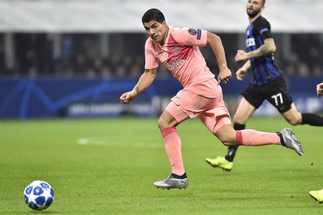 Luis Suárez of Barcelona  during the UEFA Champions League Group Stage match between Inter Milan and Barcelona at Stadio San Siro, Milan, Italy on 6 November 2018. Photo by Giuseppe Maffia.