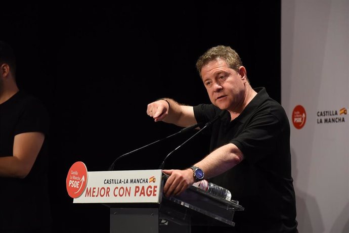 El candidato del PSOE a la Presidencia de C-LM, Emiliano García-Page, en campaña electoral.