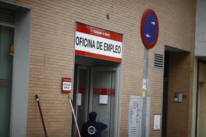 paro, parados empleo, desempleo, trabajo, INEM, Seguridad Social, autónomo, autónomos