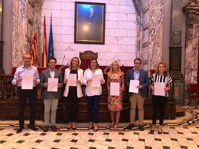 Catalá pide la destitución de Grezzi por su responsabilidad política “in vigilando” en el fraude de la EMT