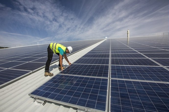 L'Oréal se compromete a alcanzar cero emisiones netas de gases de efecto invernadero en 2050