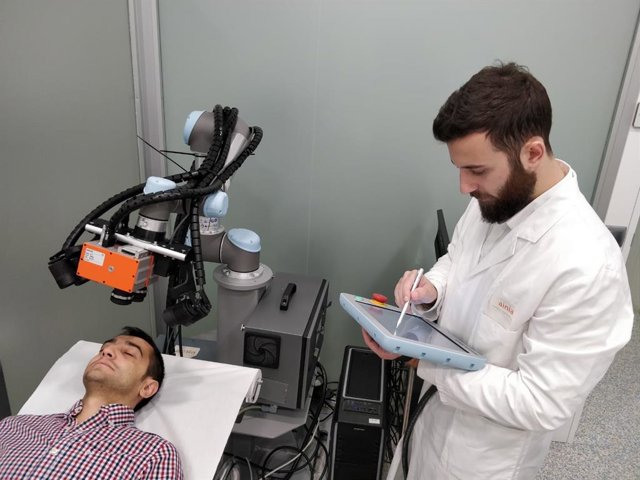 El IVO y AINIA investigan tecnologías no invasivas para la detección precoz del cáncer de piel