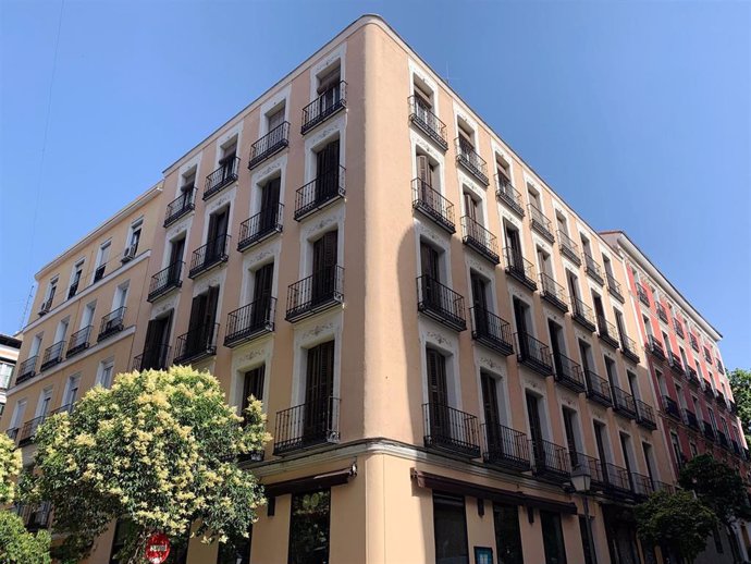 Imagen del edificio de la calle San Andrés de Madrid adquirido por Vbare.