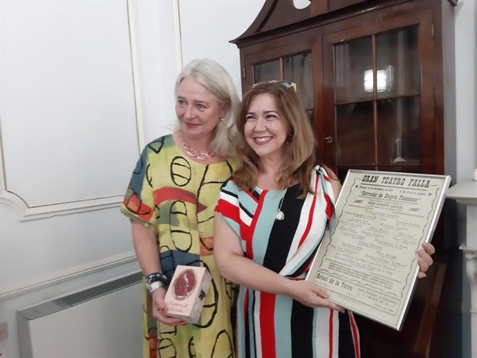 Mercedes Colombo con la hija de Mariana Cornejo