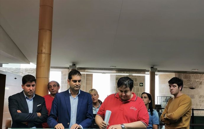 PRESENTADA LA MOCIÓN DE CENSURA EN SANTO DOMINGO