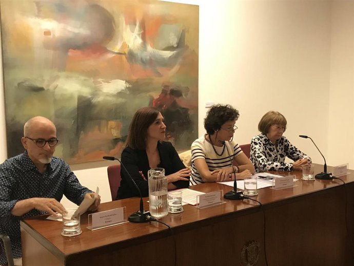 Presentación de la exposición de Julia Dorado.