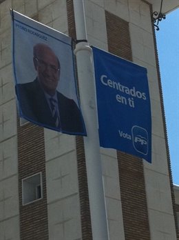 Banderola Del PP De Huelva. 