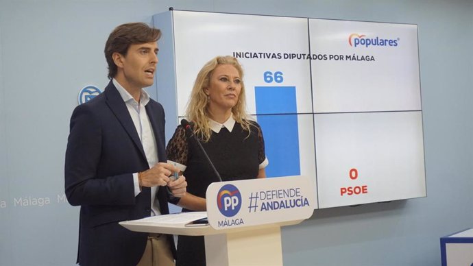 Montesinos y Carolina España (PP)