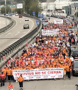 Marcha contra el cierre de Vesuvius