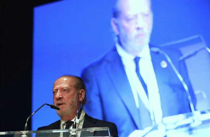 Fernando Rodríguez Villalobos, en una imagen de archivo, tras su reelección hasta 2023 como presidente de la FAMP