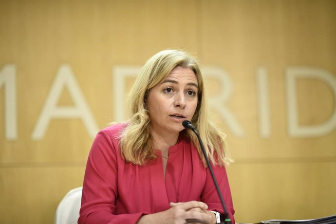 Imagen de archivo de la portavoz del Ayuntamiento y delegada de Seguridad y Emergencias, Inmaculada Sanz, durante una reunión de la Junta de Gobierno.