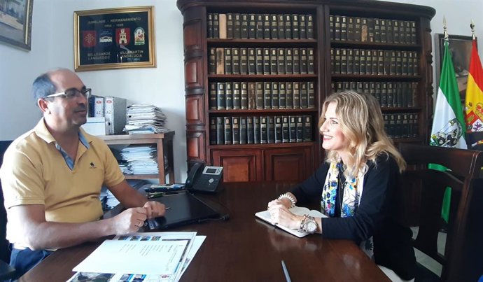 Mestre con el alcalde de Villamartín