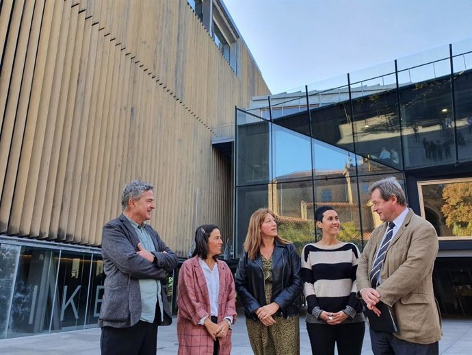 Aurkezpenean izan diren ordezkariak.