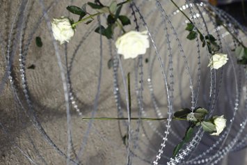 Acto en recuerdo de las víctimas del Tarajal en el Templo de Debod en Madrid