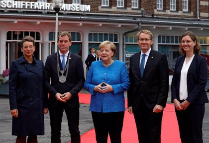 Merkel denuncia que casi 30 años después los alemanes del este se sienten  como 