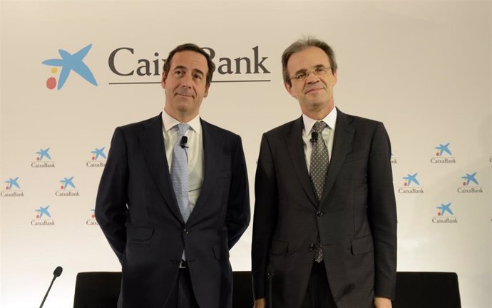 Gonzalo Gortázar y Jordi Gual (CaixaBank)