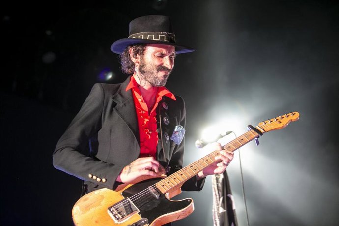 Concierto del artista Leiva en el Polideportivo San Pablo de Sevilla