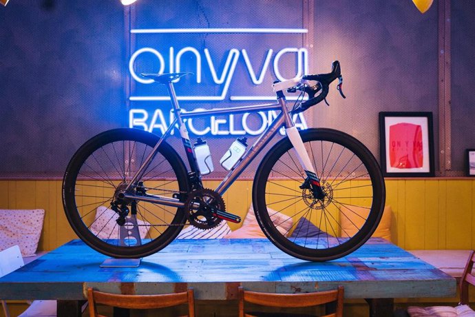 Serie limitada de Passoni por el 50 aniversario de Martini Racing