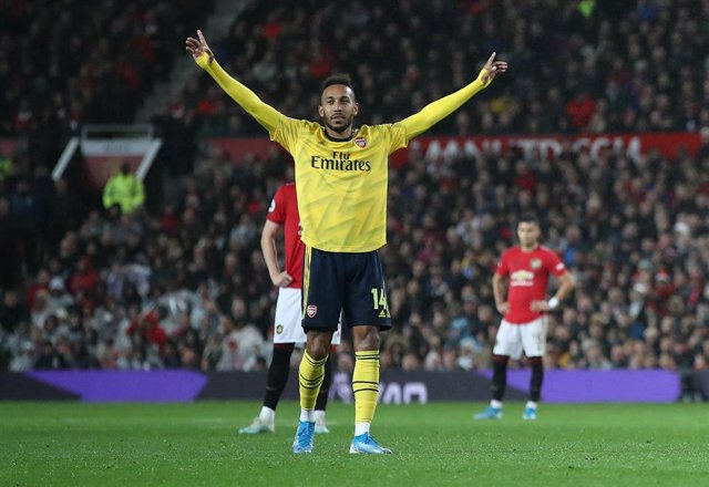 Pierre-Emerick Aubameyang celebra un gol con el Arsenal.