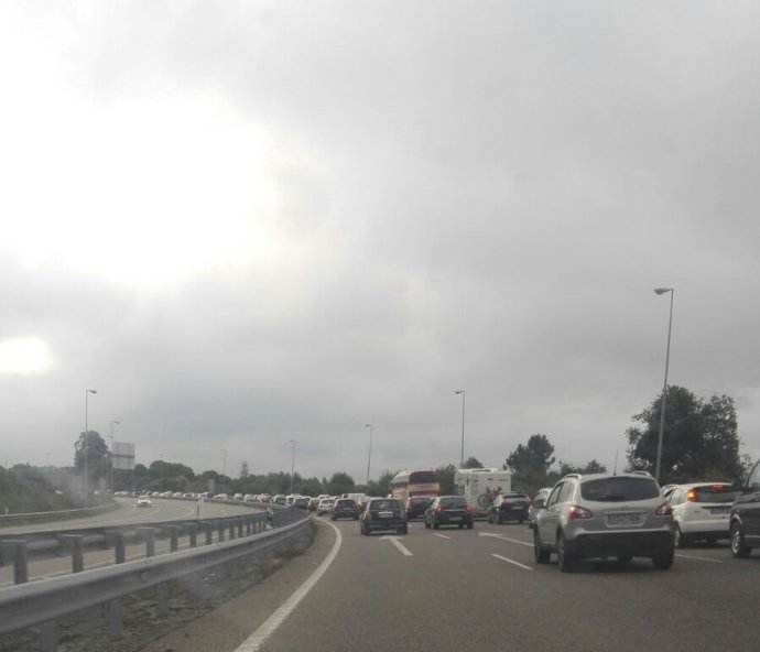 Retenciones en la A8 en Asturias
