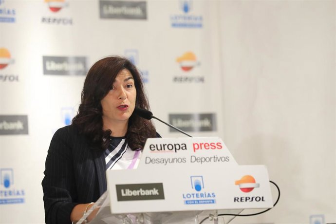 La presidenta del Consejo Superior de Deportes, María José Rienda, interviene en el Desayuno Deportivo de Europa Press 'Motor, con M de Mujer' en el Hotel Hesperia de Madrid.