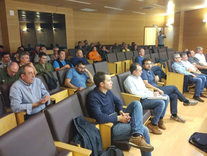 Protección Civil ofrece charlas a los vecinos de Gúdar-Javalambre sobre el plan de emergencias por incendios forestales