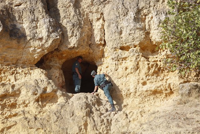 Labores de búsqueda de la anciana desaparecida en Carmona (Sevilla)