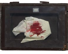 Un Tàpies "sofisticadament polític" emergeix en un llibre de col·leccionista amb 213 imatges (ANTONI TÀPIES/ENCICLOPÈDIA ART - Archivo)