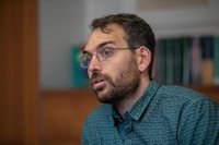 IU acusa de "transfuguismo" a la senadora de Adelante Andalucía por concurrir con Más País el 10N