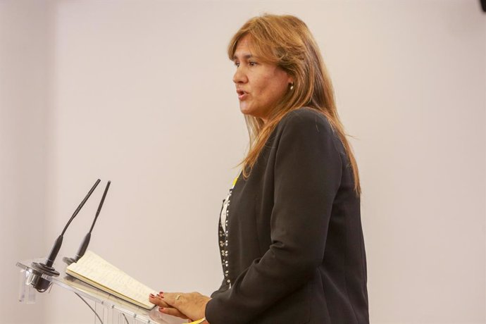 (Arxiu) La portaveu de JxCat al Congrés, Laura Borrs, en roda de premsa després de la seva reunió amb el rei Felip VI en el segon dia de la ronda de consultes sobre el candidat a la presidncia del Govern espanyol, Madrid