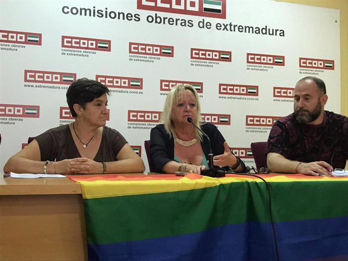CCOO Extremadura y Extremadura Entiende firman un convenio de colaboración