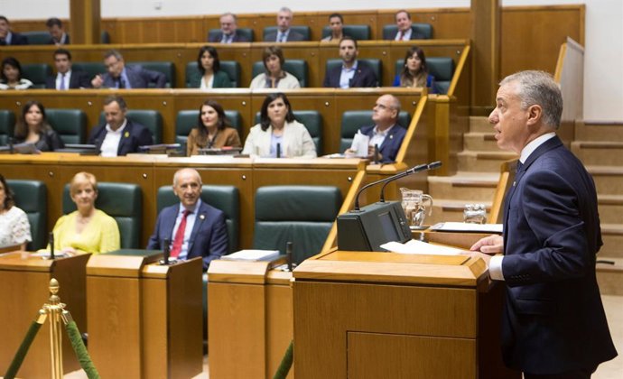 El lehendakari, Iñigo Urkullu, durante el debate de política general